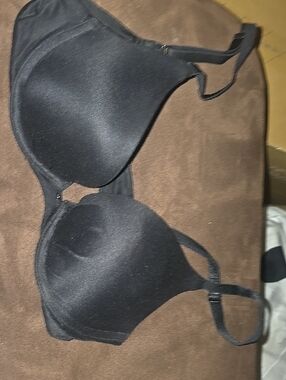 Victoria's Secret Black Plunge Extra Push Up Sleek Bra